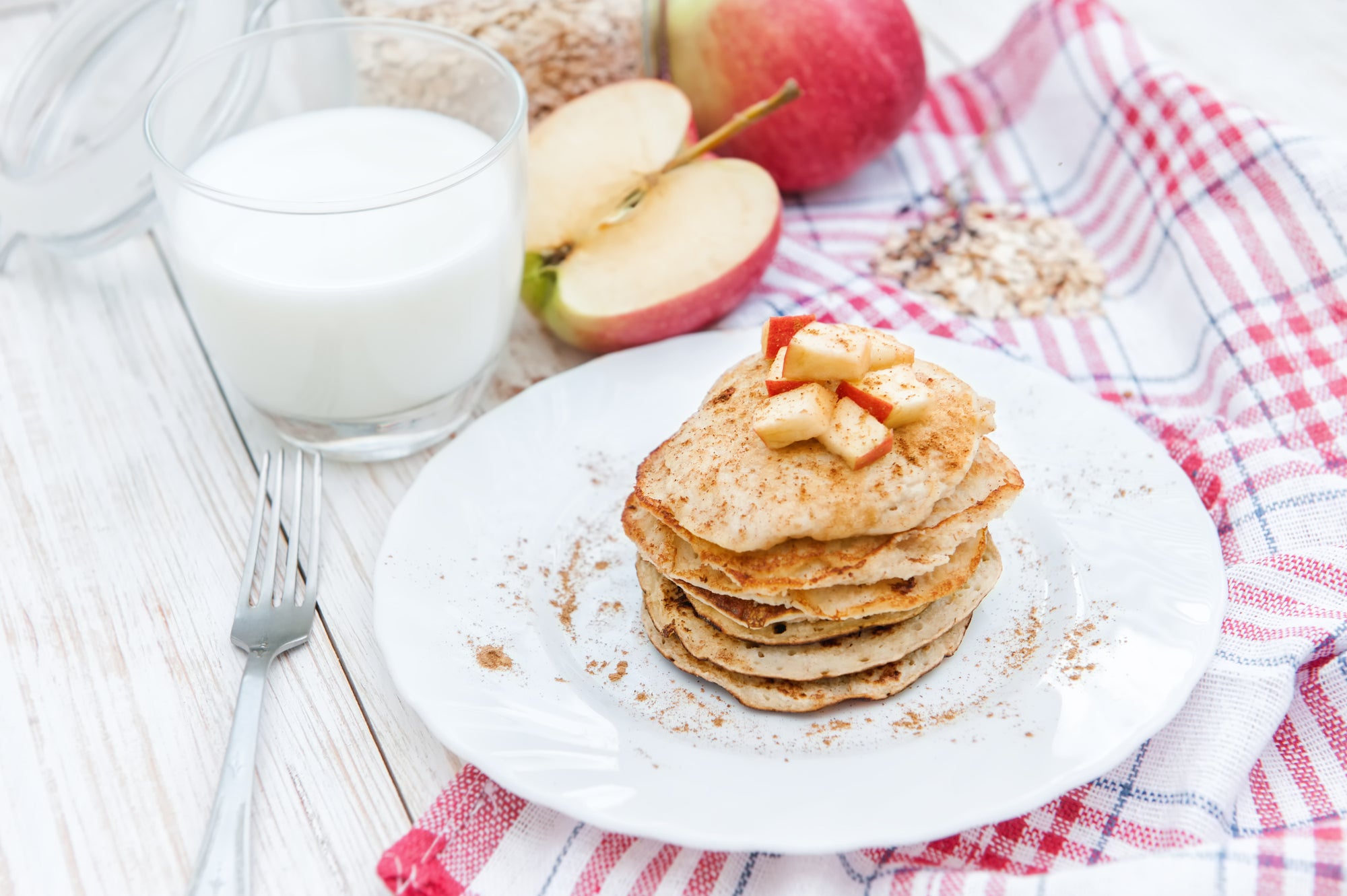 Ruvi Clean Cinnamon Apple Pancackes Recipe stack of pancakes on plate